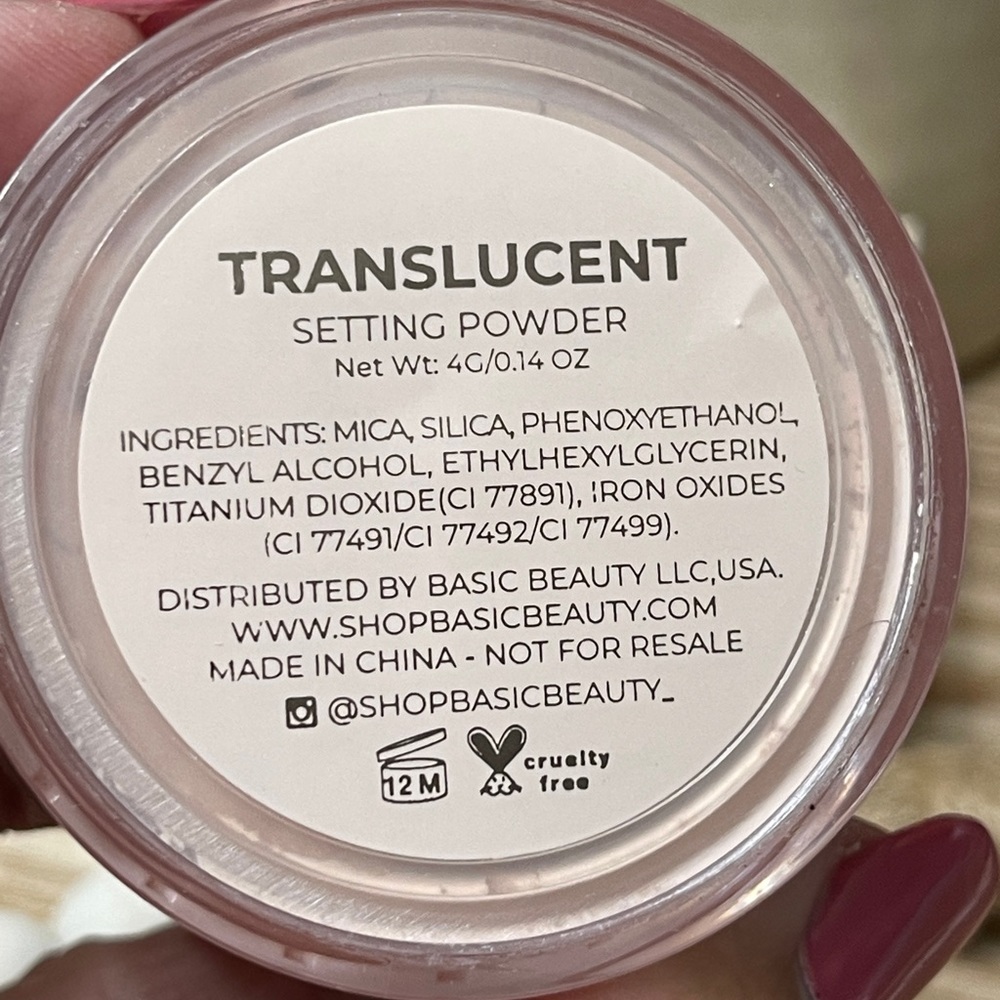 BASIC BEAUTY Translucent Setting Powder - Picture 7 of 10